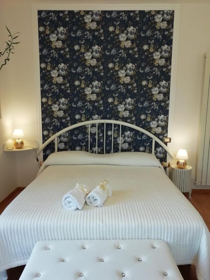Le Pinelle Bed & Breakfast Terni Exterior photo